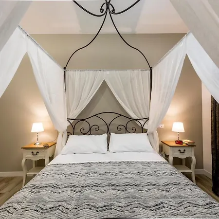 Il Parco Dei Poeti فندق مبيت وإفطار 3*